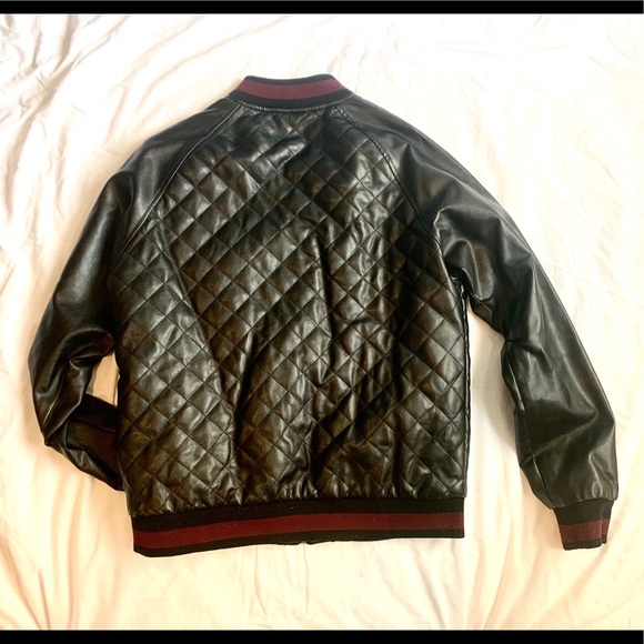Forever21 men's quilted fall college jacket - Picture 2 of 3